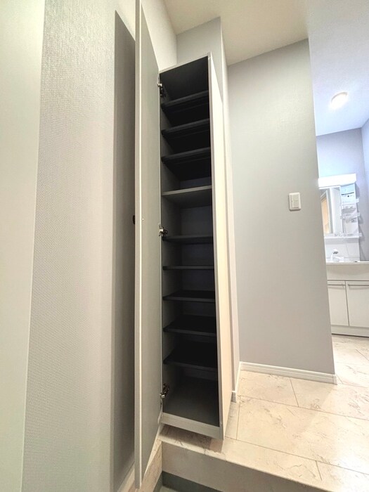 物件内観写真13　(靴箱)