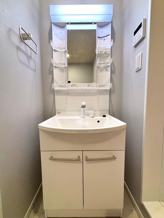 物件内観写真15　(洗面)