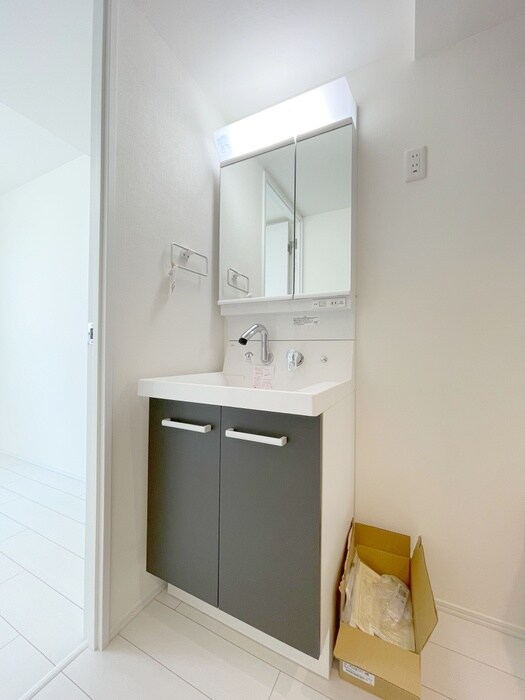 物件内観写真11　(洗面)