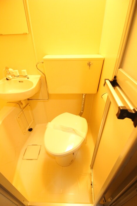 物件内観写真13　(トイレ)