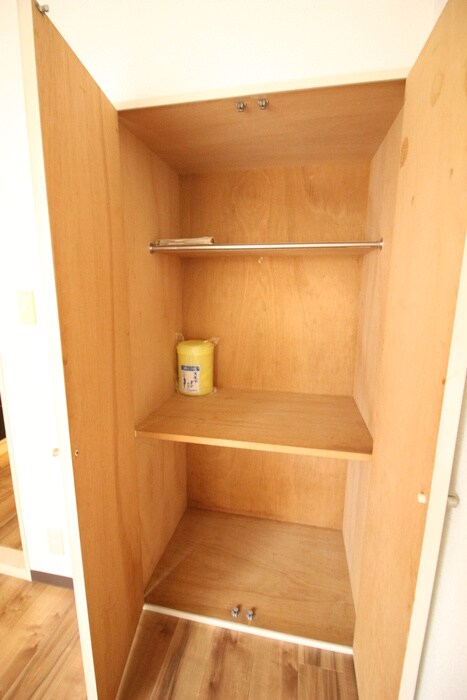 物件内観写真16　(収納)