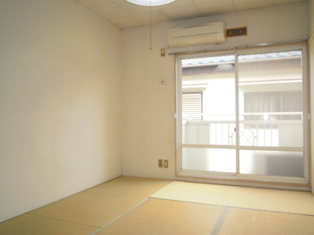 物件内観写真12　(居室)