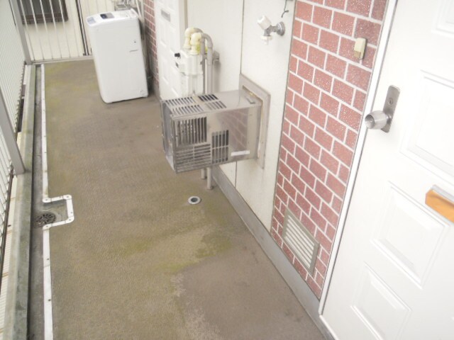 物件内観写真16　(廊下)