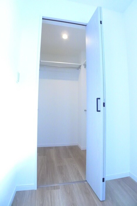 物件内観写真10　(収納)