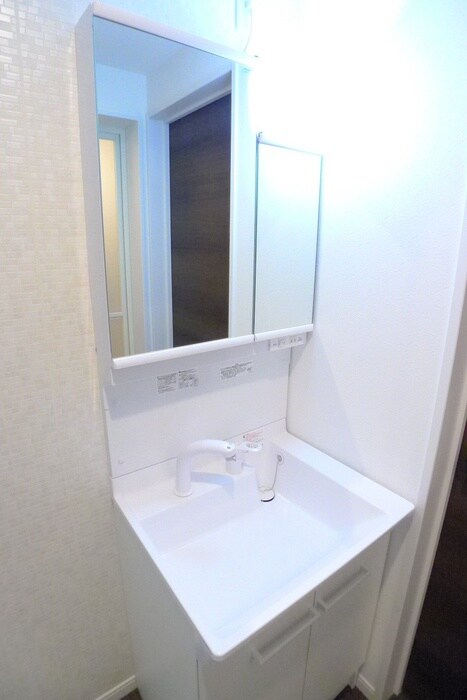 物件内観写真11　(洗面)