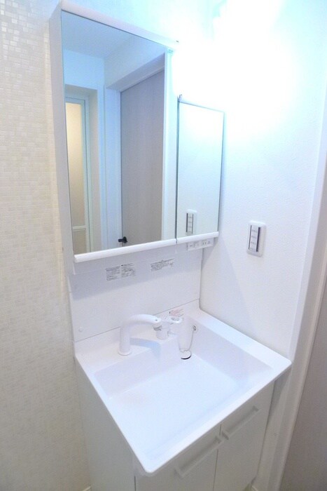 物件内観写真11　(洗面)