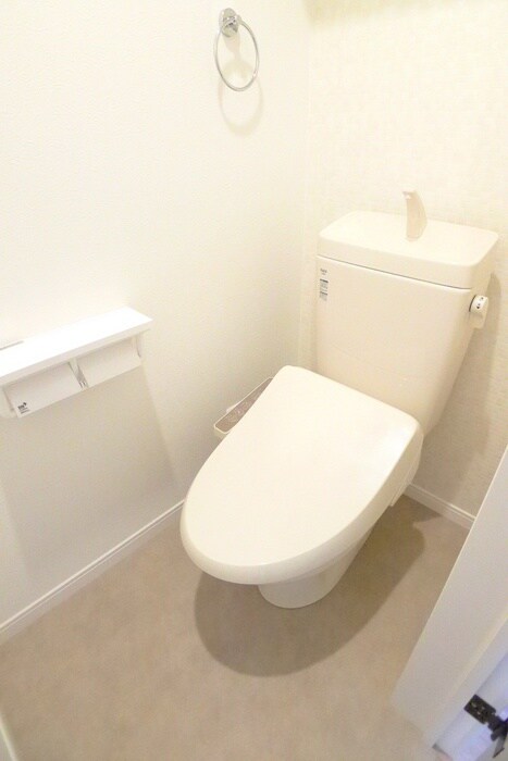 物件内観写真13　(トイレ)