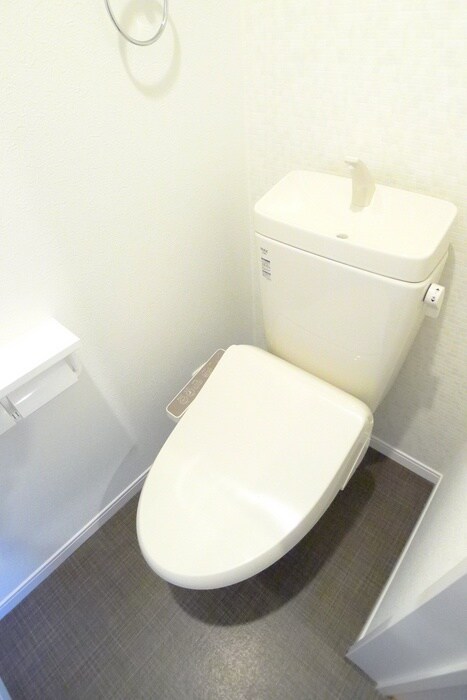 物件内観写真13　(トイレ)