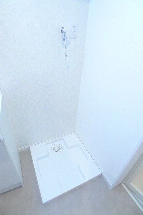 物件内観写真21　(洗濯機置場)