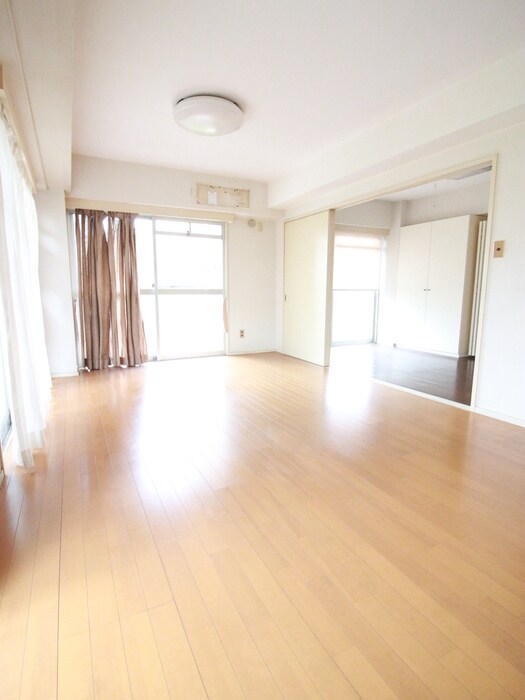 物件内観写真13　(居室)