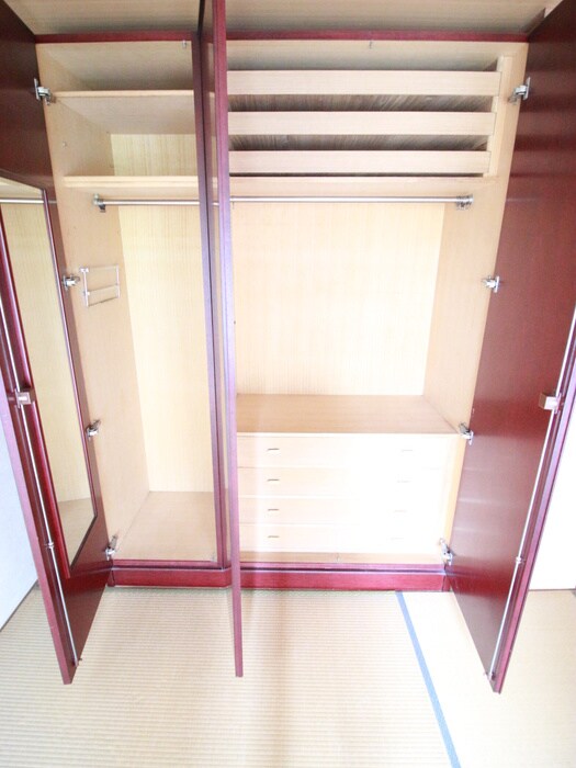 物件内観写真15　(収納)