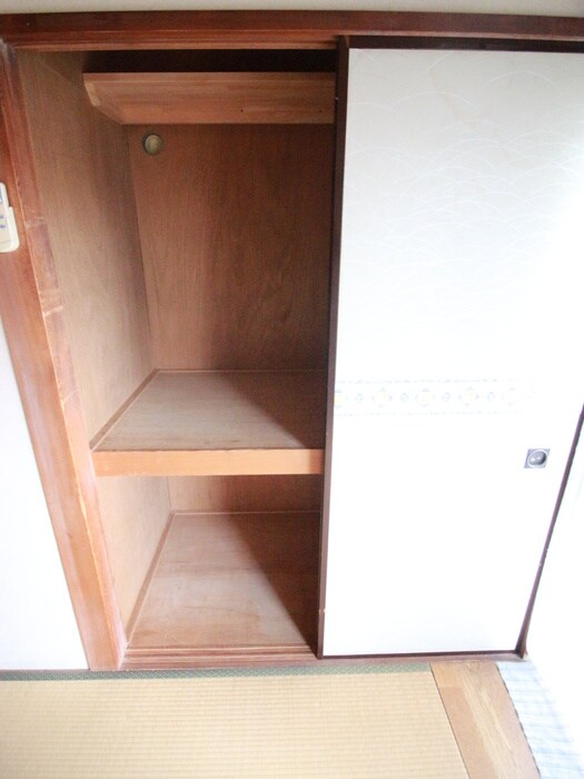 物件内観写真16　(収納)