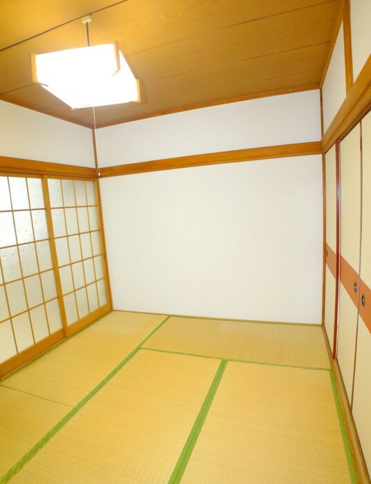 物件内観写真9　(居室)