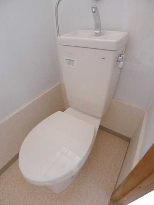 物件内観写真13　(トイレ)