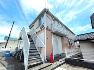 シャルマン鵠沼Ｂ外観写真