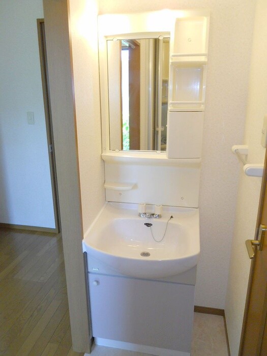 物件内観写真10　(洗面)