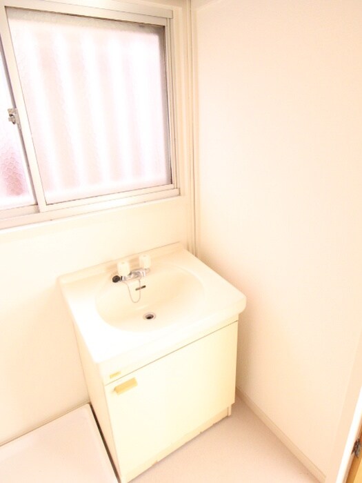 物件内観写真11　(洗面)