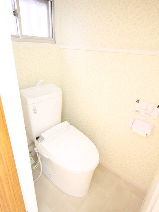 物件内観写真12　(トイレ)