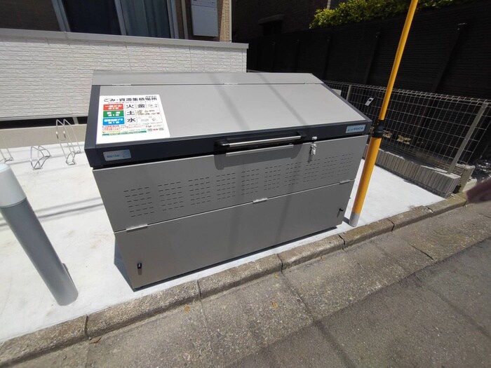 物件外観写真6　(建物設備)