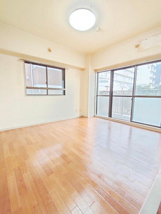 物件内観写真9　(居室)