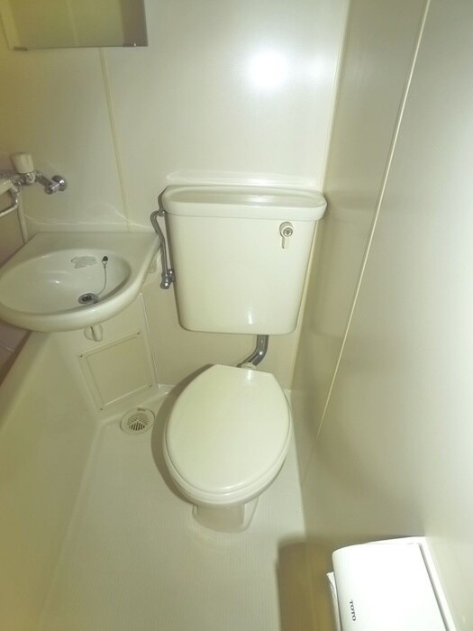 物件内観写真13　(トイレ)