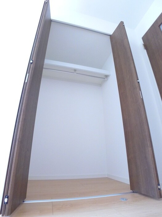 物件内観写真11　(収納)