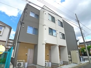 ＭＯＫ　ＴＥＲＲＡＣＥ新松戸外観写真
