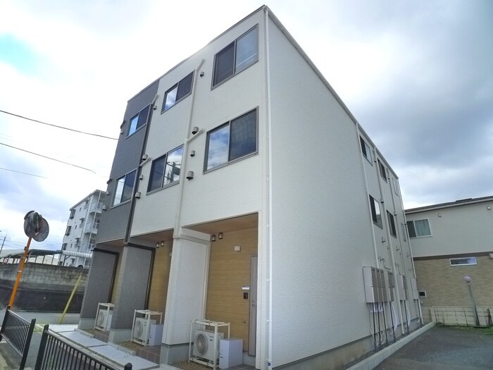 物件外観写真3　(外観写真)