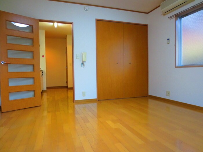 物件内観写真15　(居室)