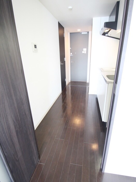物件内観写真16　(廊下)