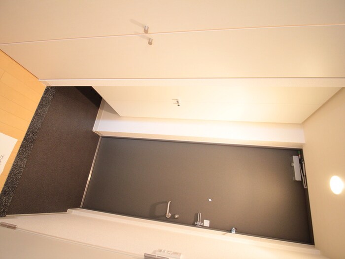 物件内観写真16　(玄関)