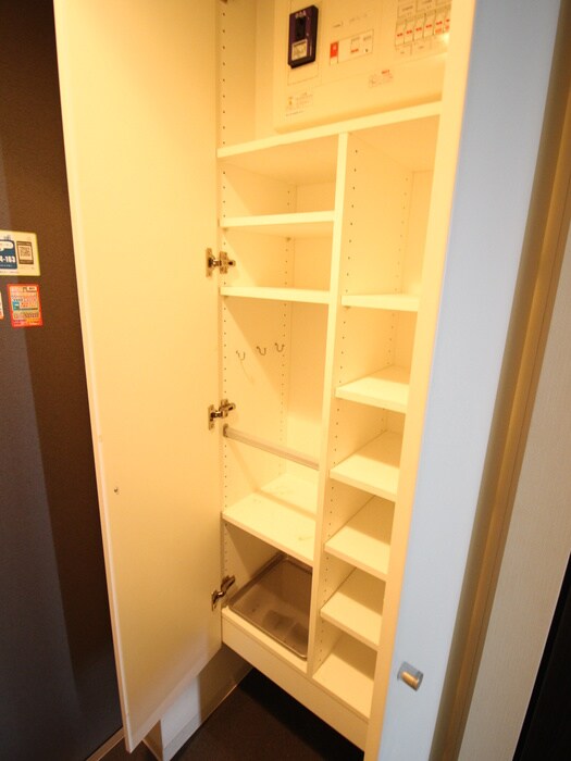 物件内観写真17　(靴箱)