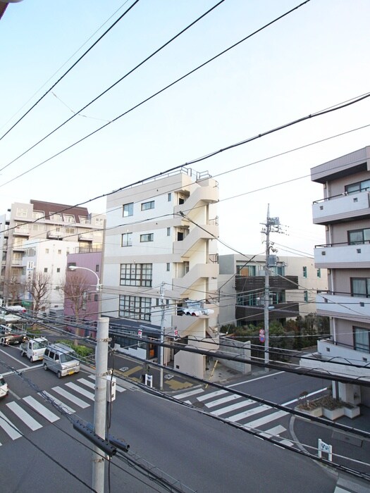 物件内観写真16　(室内からの展望)