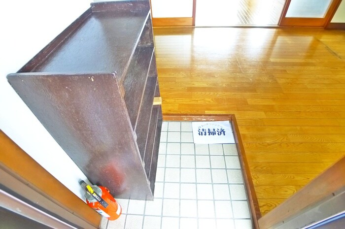 物件内観写真17　(玄関)