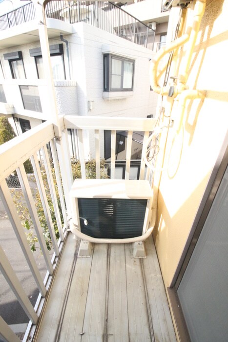 物件内観写真13　(洗濯機置場)