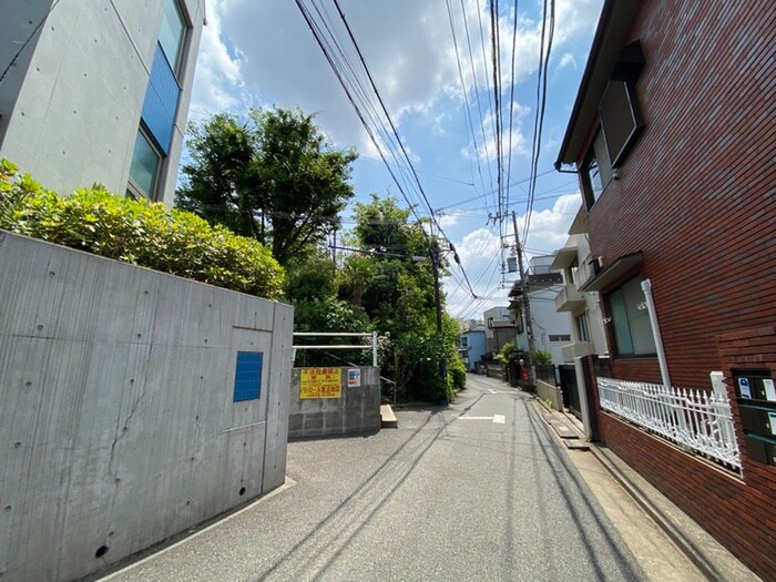 物件外観写真6　(周辺環境)