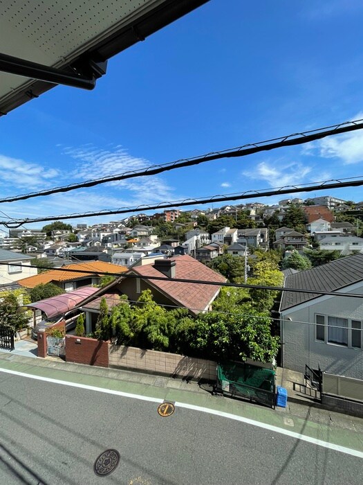 物件内観写真15　(室内からの展望)