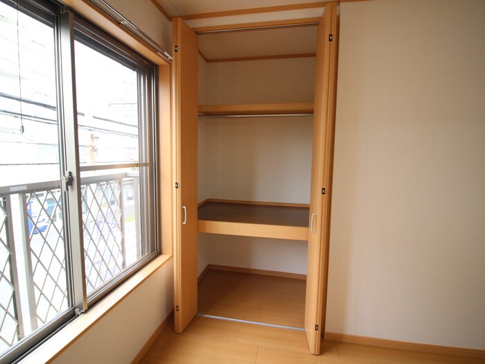 物件内観写真15　(収納)