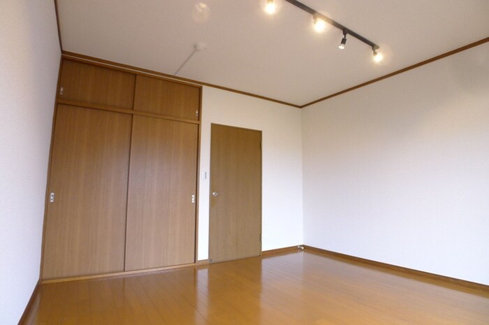 物件内観写真13　(居室)