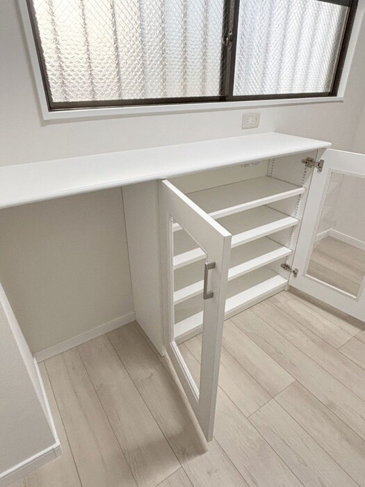 物件内観写真10　(収納)