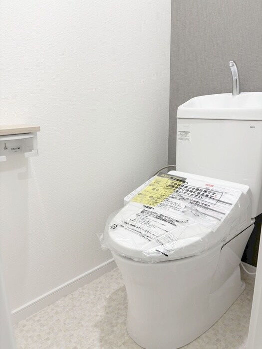 物件内観写真14　(トイレ)