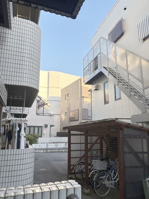 物件内観写真21　(室内からの展望)