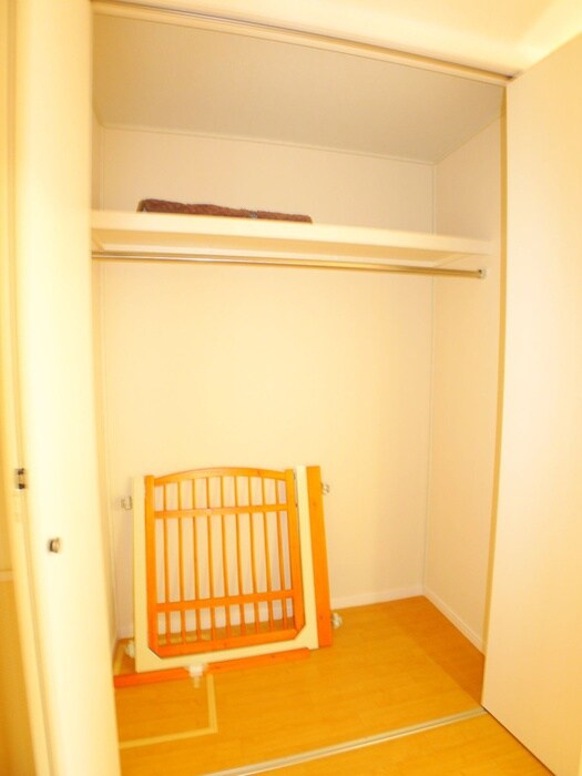 物件内観写真7　(収納)