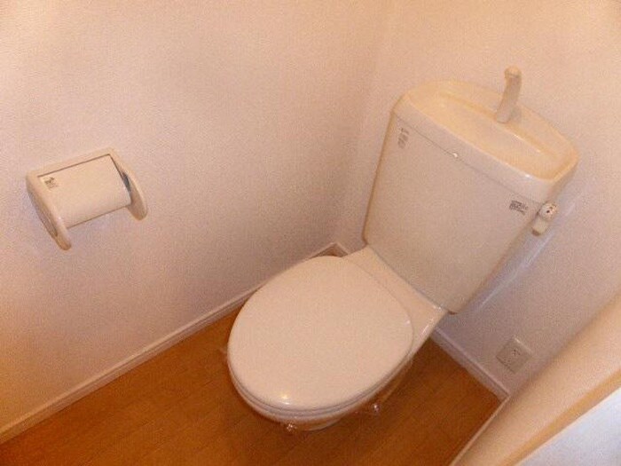 物件内観写真15　(トイレ)