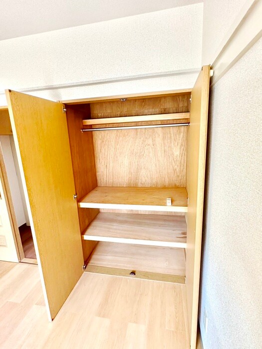 物件内観写真11　(収納)