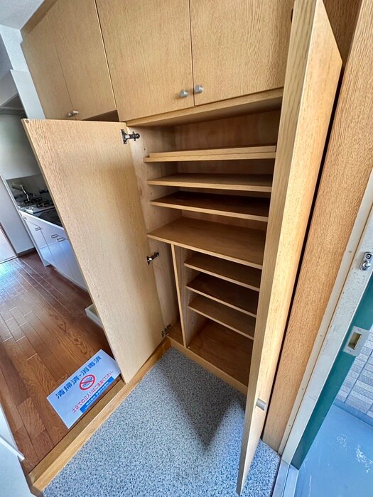 物件内観写真14　(靴箱)