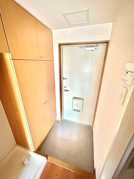 物件内観写真20　(玄関)