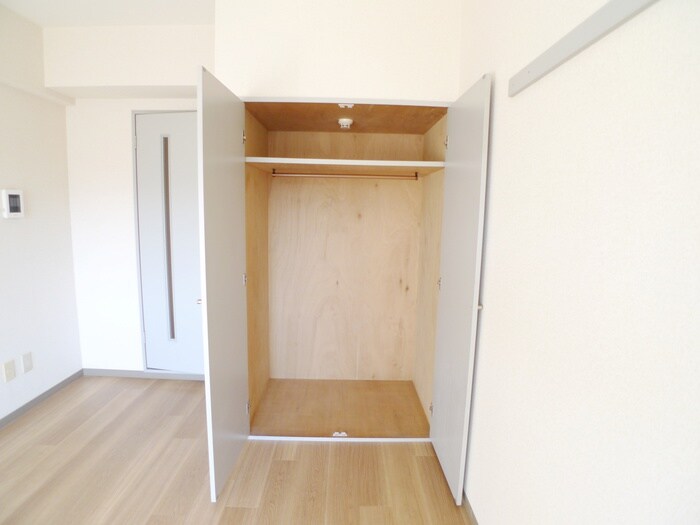 物件内観写真13　(収納)