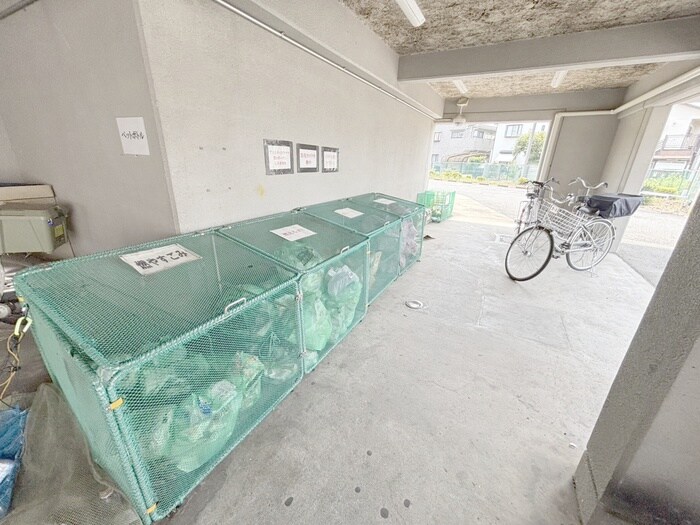 物件外観写真6　(建物設備)