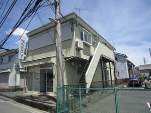 クレストコート飯山７外観写真